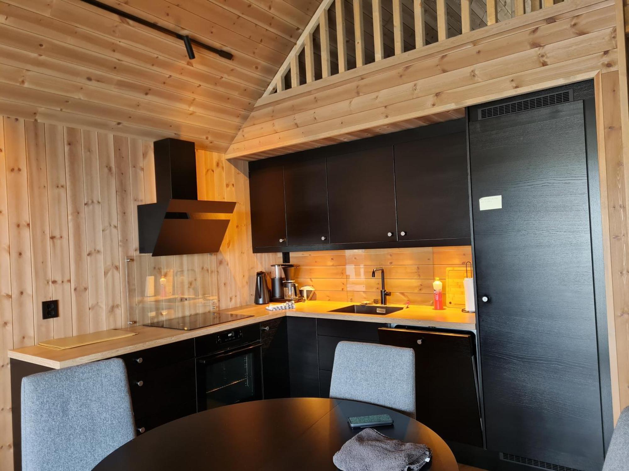 Rorbu Ved Sjoen Vila Bud Exterior foto